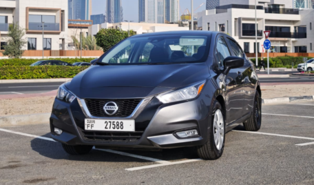Nissan Versa SV