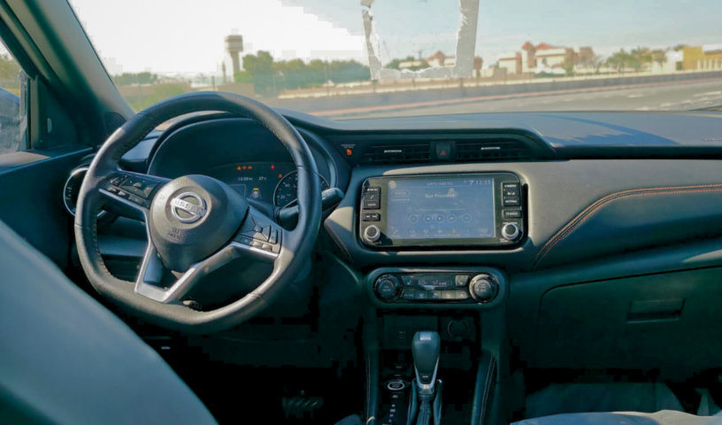Nissan Kicks SR